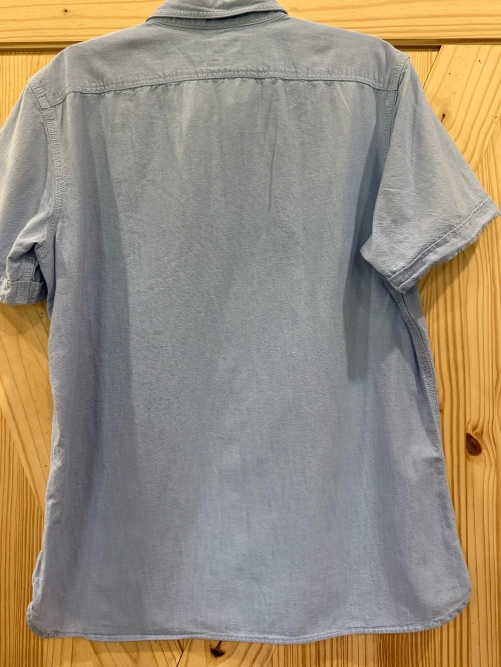 Banana Republic Light Blue Short-Sleeve Button-Up Shirt
